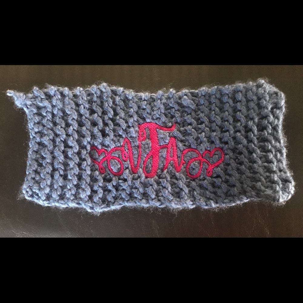 Custom embroidery - Picture 5 of 5